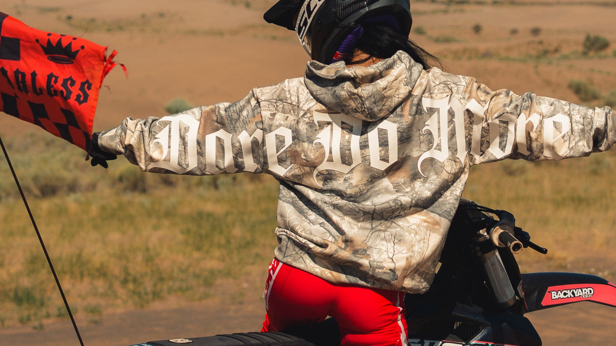 VICE LAIR women’s hoodies and long-sleeve streetwear campaign